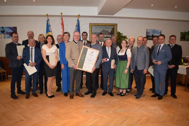 Viele Persönlichkeiten wurden für ihr Engagement gewürdigt. | Foto: Marktgemeinde Großschönau