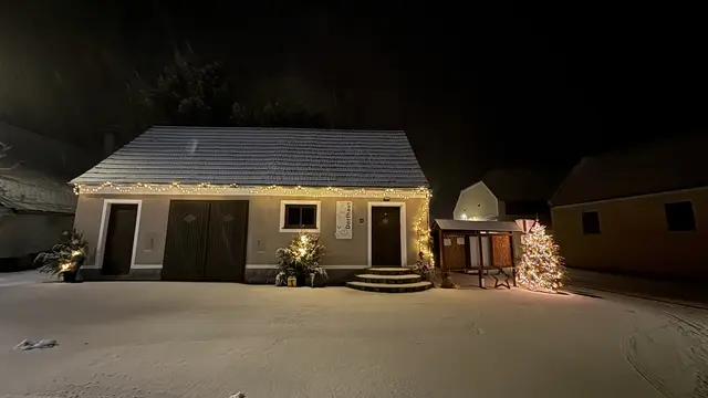 „Wir wollten aus einem kalten, leeren Raum einen Ort der Begegnung schaffen“, sagt Daniela Theurer-Lechner, Obfrau von Dorf(ER)leben Heinrichsreith. | Foto: Dorf(ER)leben Heinrichsreith