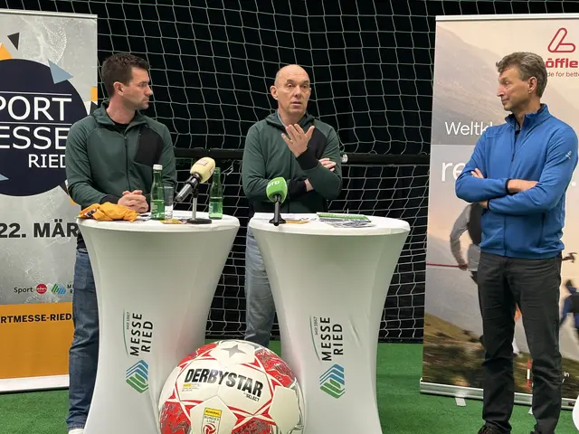 Projektleiter Fabian Berneder, Messedirektor Helmut Slezak und Löffler-Geschäftsführer Otto Leodolter bei der Pressekonferenz.