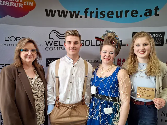 Ausbildnerin Sabine Geist, die Modelle Rene Fronhofer und Jaqueline Süß und Lehrling Tanja Fronhofer. | Foto: Privat