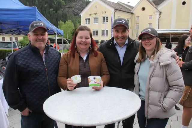 Slow Food und regionale Produkte - dafür brennt Petra Pobaschnig (am Foto am Frühlingsfest in Hirt voriges Jahr). | Foto: P. Pugganig