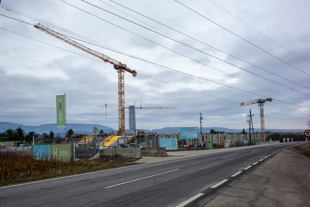 Blick von der Blätterstraße aus auf die Baustelle. | Foto: Santrucek