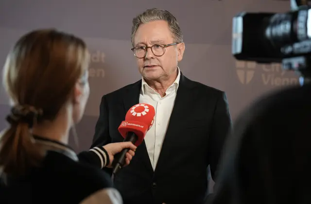 Wrabetz empfiehlt, dass Medienhäuser zusammen arbeiten. Zum Beispiel beim Erkennen von Deep Fakes.  | Foto: MeinBezirk/Kaja Jerabek