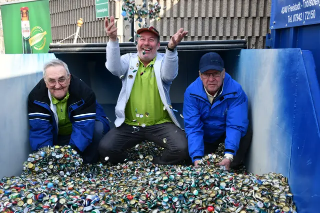 Wanderfreunde im Kronkorkenrausch | Foto: Erwin Pramhofer