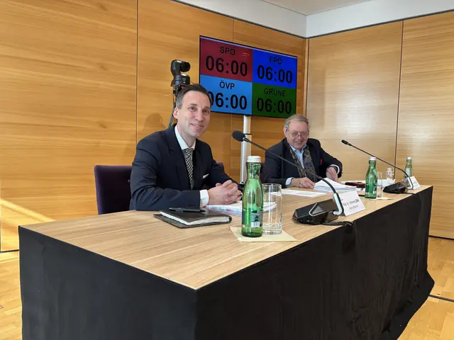 Sonderprüfer und Rechtsanwalt Johannes Zink (l.) war am Mittwoch als Auskunftsperson im U-Ausschuss "Neue Eisenstädter". | Foto: Franz Tscheinig/MeinBezirk Burgenland