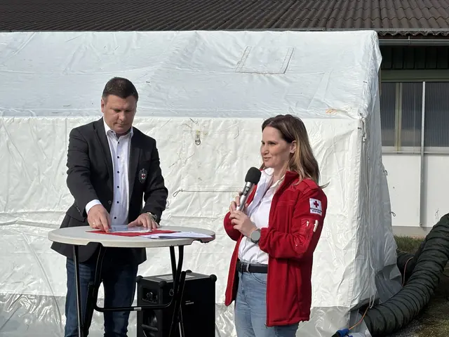 Rot-Kreuz-Bezirksstellenleiter Gerald Kronberger und Bezirksgeschäftsführerin Daniela Renker. | Foto: MeinBezirk/Anja Kern
