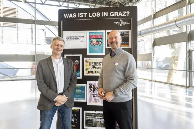 Der neue Businessplan für den Messe Congress Graz sieht eine Umsatzverdoppelung bis zum Jahr 2035 vor, ein positiver operativer Cashflow soll bereits 2032 erreicht werden. Präsentiert wurde er von Beteiligungsstadtrat Manfred Eber (KPÖ) und MCG-Geschäftsführer Martin Ulrich. | Foto: Stadt Graz/Foto Fischer