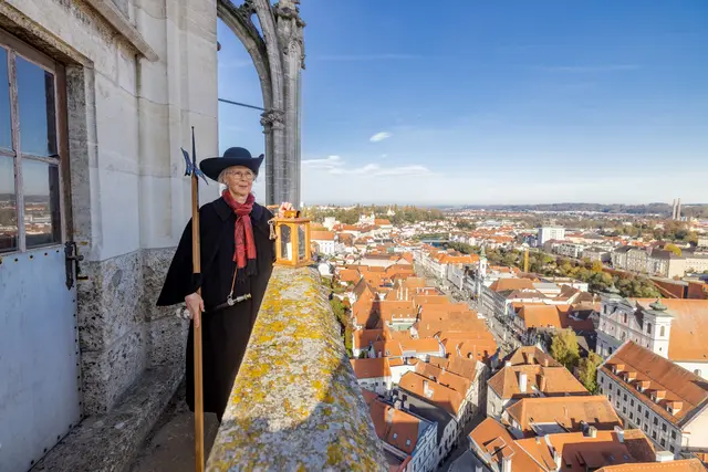 Nachtwächter am Stadtpfarrkirchenturm in Steyr. | Foto: der BOTAGraph