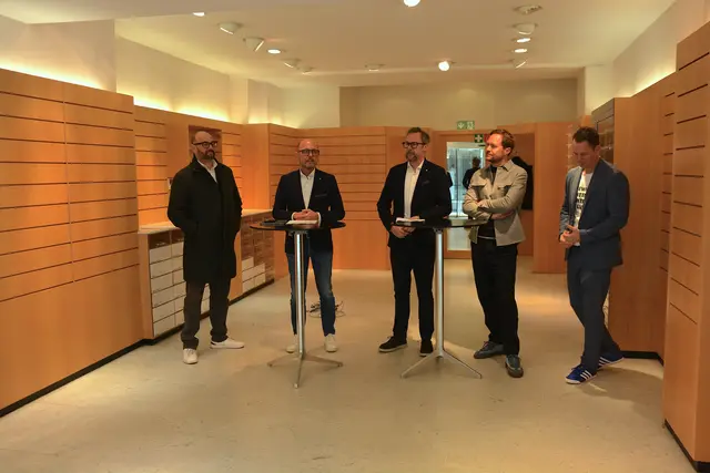 Bregenz kämpft gemeinsam 
gegen Leerstand. Auf dem Bild: Niklas Keller (Leiter Wirtschaftservice), Bgm. Michael Ritsch, Stadtrat Robert Vögel, WIGE-Vorstand Clemens 
Sagmeister, Stadtmarketing-GF Robert Salant. (v. l.) | Foto: D. Hofer