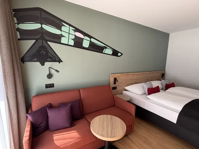 So sehen die Zimmer im neuen Hotel in Werfenweng beispielsweise aus. | Foto: Emanuel Hasenauer