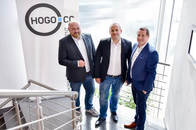 HOGO Geschäftsführung (von links nach rechts): Rudolf und Stephan Holzleitner, Roland Golger | Foto: Doris Graf