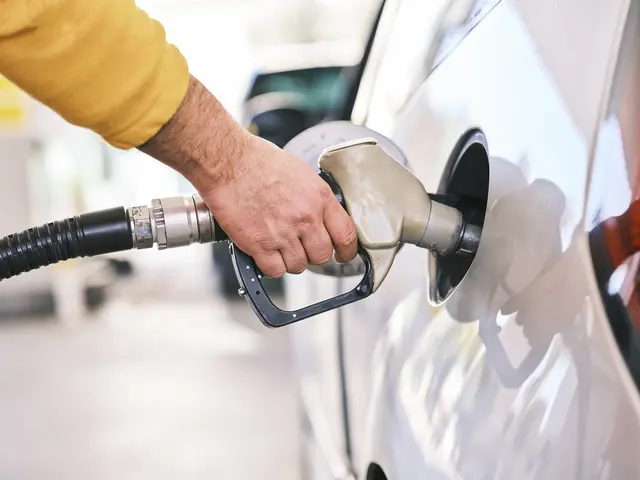 Eurosuper ist in den ersten zwei Monaten des Jahres um rund fünf Cent teurer geworden, bei Dieselkraftstoff betrug der Preisanstieg rund sieben Cent. Seit Beginn der Kriegshandlungen im Iran und im Nahen Osten ist ein weiterer Preisanstieg zu beobachten.  | Foto: pixabay