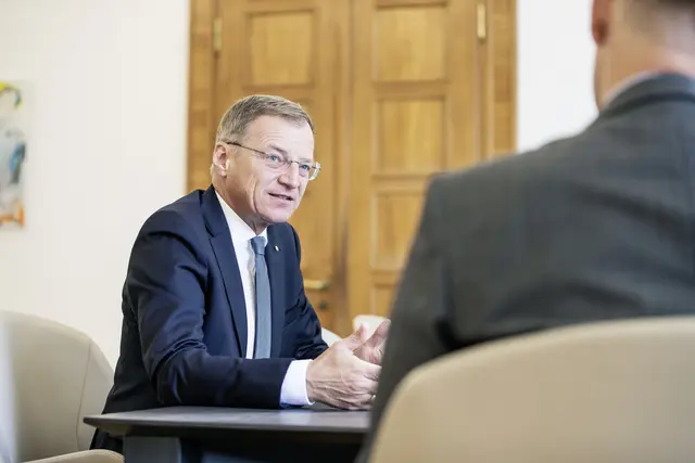 Warum sind die Treibstoffpreise so stark gestiegen?Thomas Stelzer will Antworten. | Foto: Land OÖ/Mayrhofer