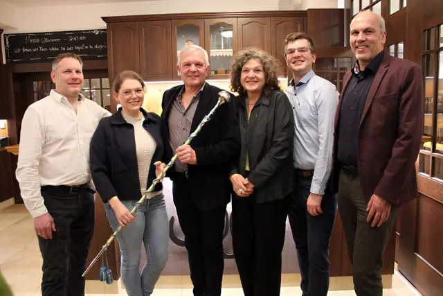 Obmann Markus Haferl, Stabführerin Barbara Muck, Stabführer-Stv. Josef Hittinger, Bgm. Beate Jilch, Kapellmeister Maximilian Weninger, Vize-Bgm. Franz Buchberger | Foto: Blasmusik Heiligeneich 