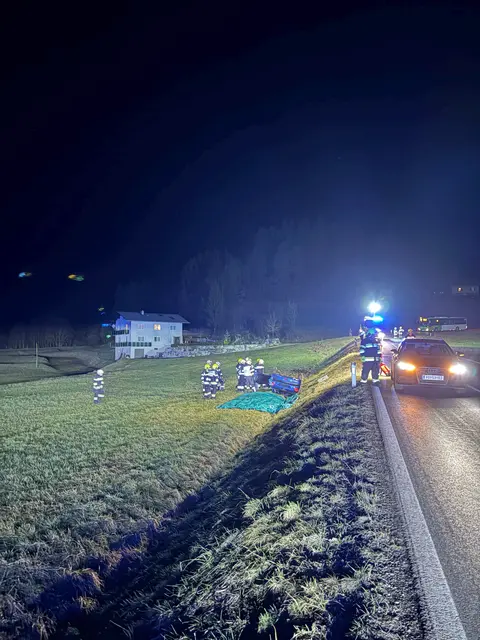 Ein schwerer Unfall passierte auf der L317 zwischen Stallhofen und Voitsberg. | Foto: Rotes Kreuz Stmk/F. Angerer