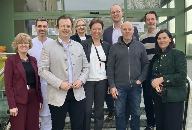 Landesrat Karlheinz Kornhäusl stattete dem LKH Hochsteiermark in Mürzzuschlag einen Besuch ab. | Foto: VP