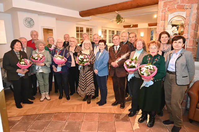 In Gumpoldskirchen wurde zum 75., 80. und 85. Geburtstag gratuliert. | Foto: Pohl