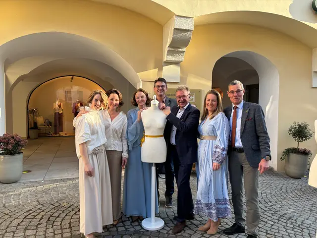 Mit einer feierlichen Veranstaltung wurde am das neue Stilhaus 1585 der Firma Kiennast im Zentrum von Gars am Kamp eröffnet. | Foto: Manuela Danzinger