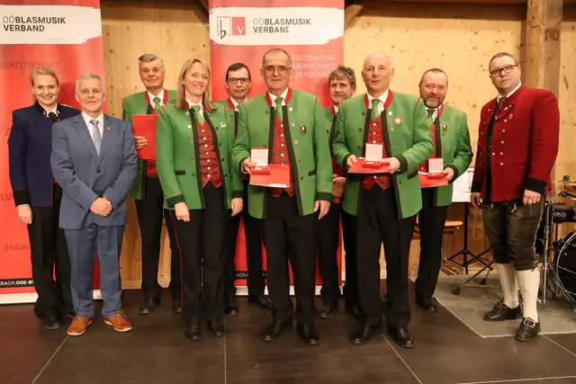 Unter anderem wurden auch Mitglieder des Musikvereins Reichenau/Haibach/Ottenschlag ausgezeichnet. | Foto: Veronika Mair