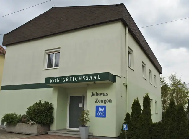 Königreichssaal der Zeugen Jehovas in 3300 Amstetten, Kubastastraße 18

Foto FMZ