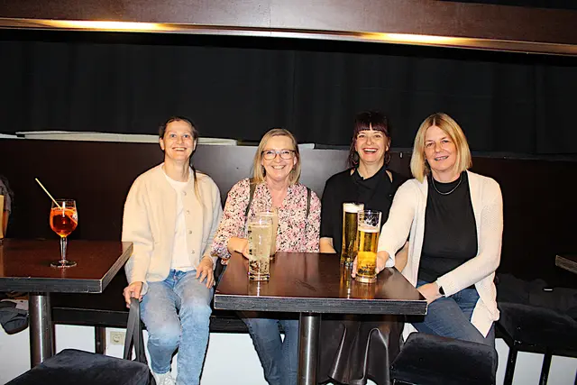 Waltraud, Karin, Julia und Ingrid