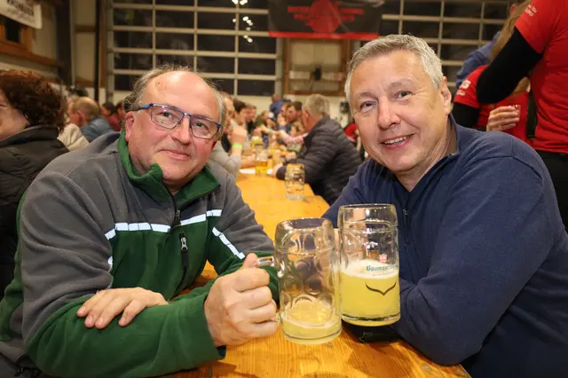 Harry und Markus taugts auf der Scahrdenberger Mostkost. | Foto: Markus Bäumler/zema-medien.de
