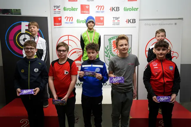 Lukas Schett (SG Innervillgraten) gewann Gold in der Wertung Jugend 1 männlich und holte damit den Titel des Tiroler Landesmeisters mit dem Luftgewehr. | Foto: Christian Kramer / TLSB