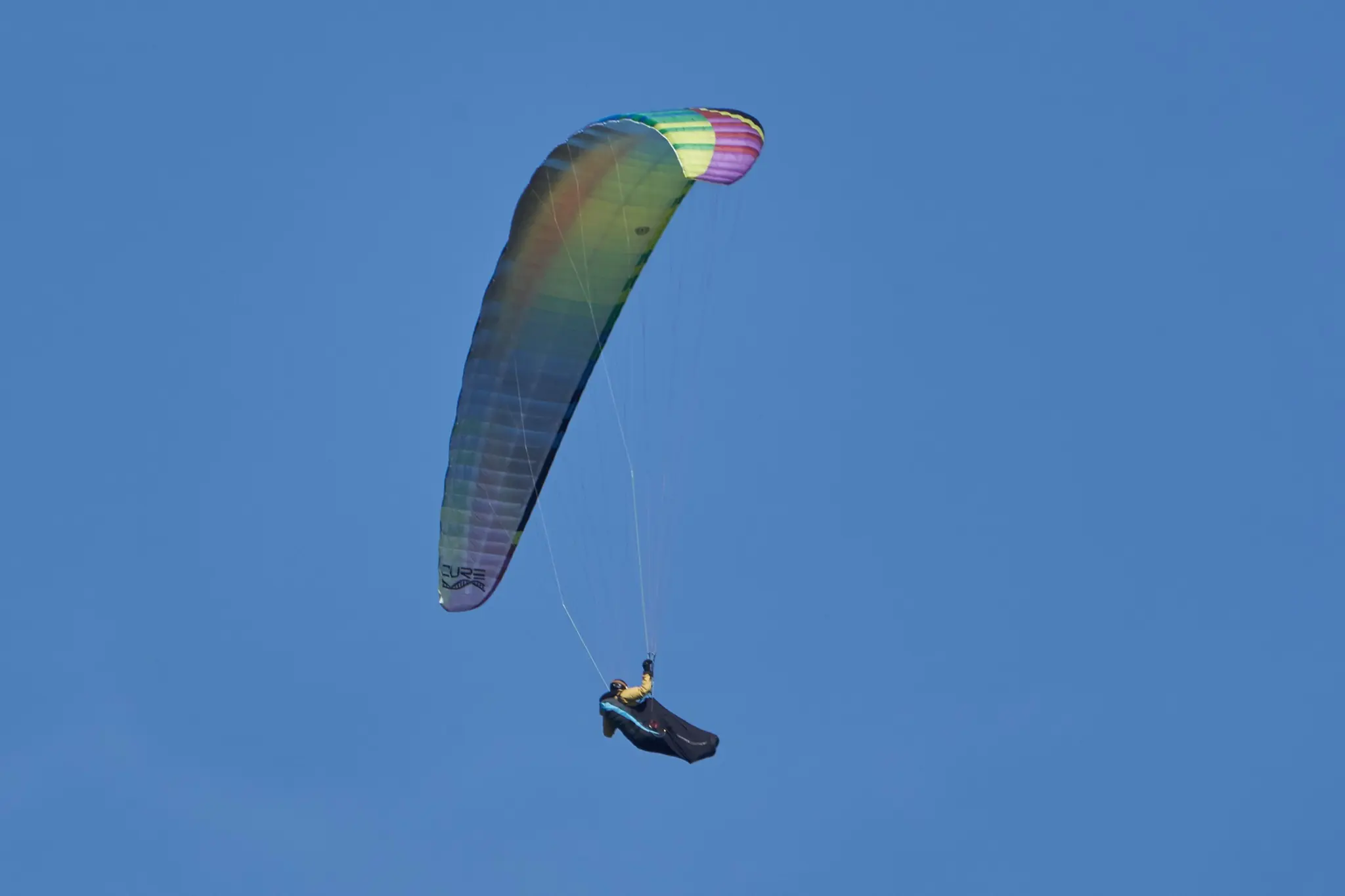 Gleitschirmunfall auf der Schleinitz: 18-jähriger Pilot stürzt 30 Meter in ...