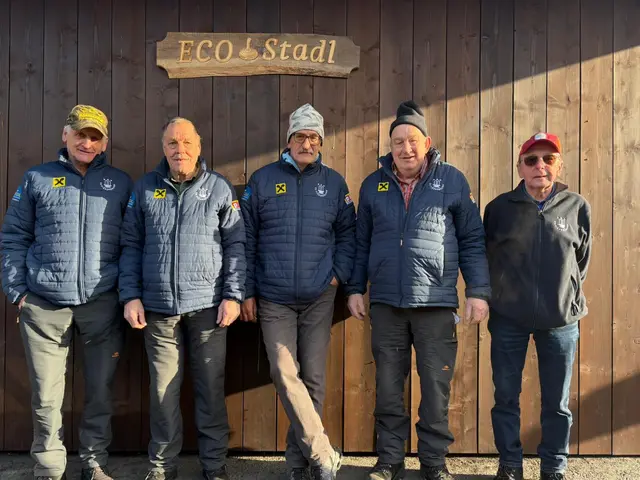 Start Nr 3 EV Fieberbrunn; Roman Wörgötter, Christian Erhart, Heinz Huber, Michael Hochfilzer und Bernd Gasteiger. | Foto: Barbara Hofer