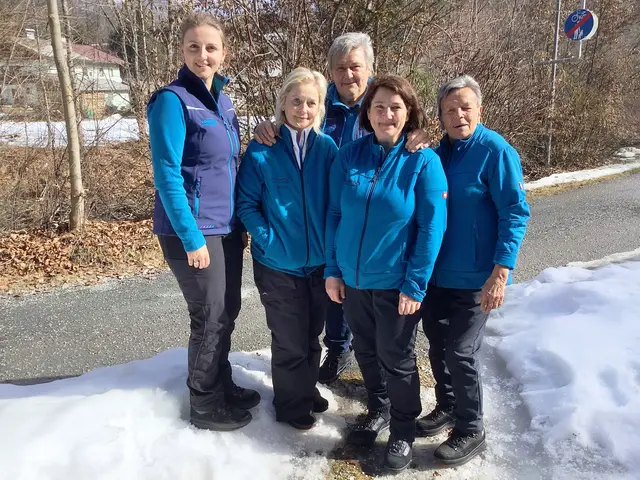 Start Nr. 2 EC Brixen; Michaela Schipflinger, Moni Hehenberger, Traudi Exenberger, Geli Bachler und Elfriede Beihammer. | Foto: Christian Erhart