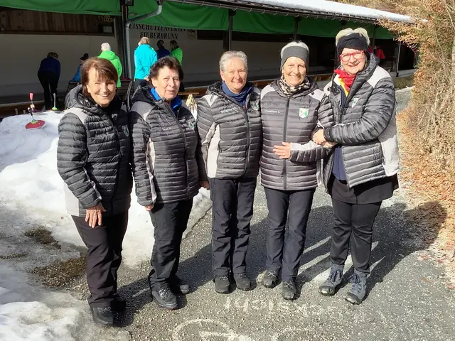 Start Nr 1  ESV Erpfendorf; Angela Riegler, Resi Wörgötter, Brigitte Müller, Christiane Larcher und Sieglinde Inwinkl | Foto: Christian Erhart
