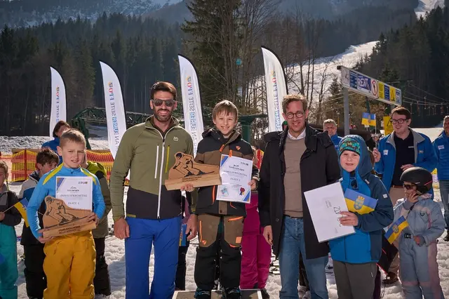 KO Reinhard Teufel und Udo Landbauer bei der Siegerehrung | Foto: FPÖ Niederösterreich.