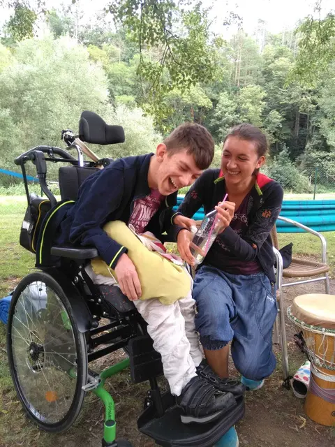 Der Verein „Ferien ohne Handicap“, sucht engagierte Betreuer*innen für Feriencamps für Kinder und Jugendliche mit hohem Betreuungsbedarf. | Foto: privat
