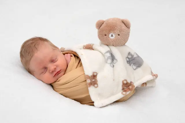 Name: Matthias
Geburtsdatum: 15.01.2026
Gewicht: 2.560 g
Größe: 48 cm
Nachname des Kindes
Eltern: Ines Baier und Manuel Hofstadler aus Kindberg | Foto: Babysmile