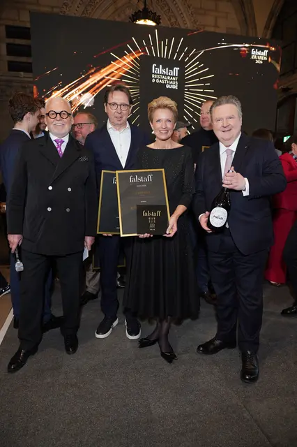 Heinz &amp; Birgit Reitbauer vom "Steirereck" dürfen sich erneut über die Höchstpunktzahl vom "Falstaff" freuen.  | Foto: Andreas Tischler