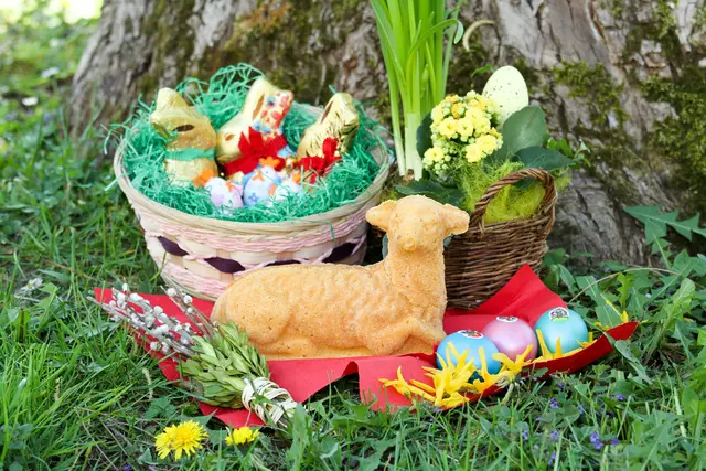 Die Salzburgerinnen und Salzburger verbinden mit der Karwoche ganz besondere Erlebnisse, bei der gefärbte Eier, ein „süßes“ Lamm oder der Schoko-Hase nicht fehlen dürfen. | Foto: Land Salzburg/Melanie Hutter