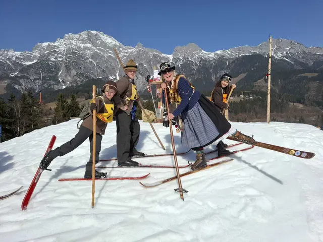 Der Nostalgie-Skitag fand bei perfektem Wetter statt. | Foto: Erni Ortner