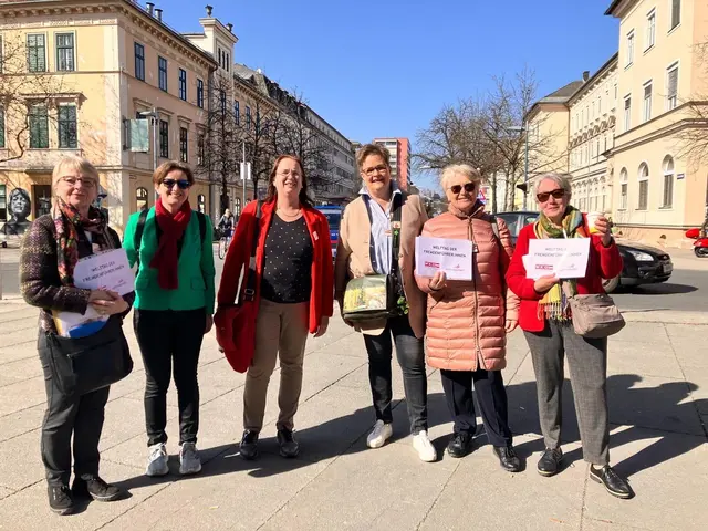 Am Welttag der Fremdenführer war in Klagenfurt strahlendes Wetter. | Foto: Die Kärnten Guides