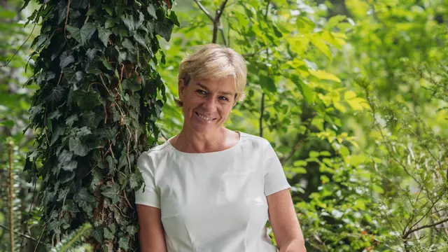 Nach einer schweren Erkrankung befand sich Ulrike Ischler selbst in der Situation, aufgrund ihres Alters
trotz ihrer Arbeitserfahrung und ihres Fachwissens keine Chance auf attraktive Positionen zu haben.  | Foto: Wir BestAger