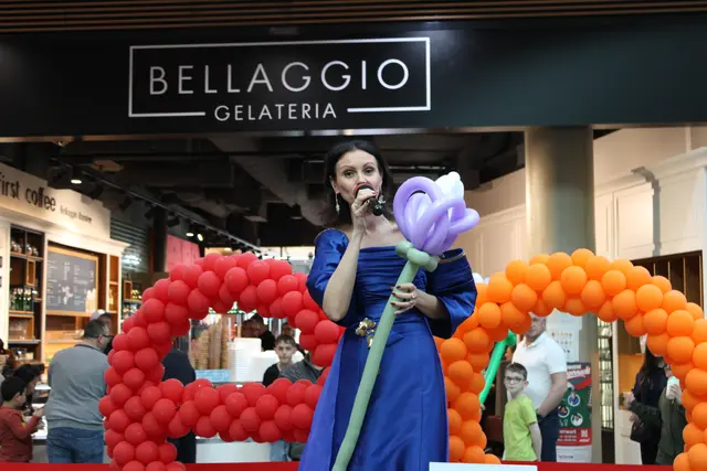 Fausta Gallelli sorgte mit bekannten, italienischen Liedern für tolle musikalische Begleitung des Events. | Foto: Anika Paul