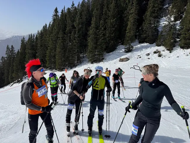 Der 2. Achenseer Skitourenspaß motivierte viele Teilnehmer auch zu Verkleidungen.

 | Foto: Achensee Tourismus