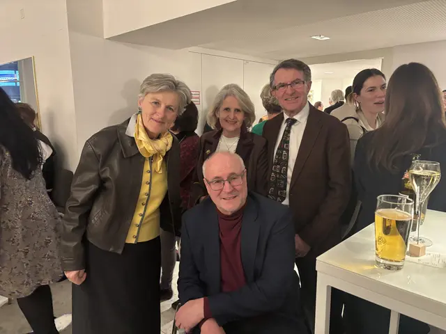 Dorothea "Dorli" Draxler und Edgar Niemieczek (vorne) mit Rosi und Franz Piribauer. | Foto: Schauer