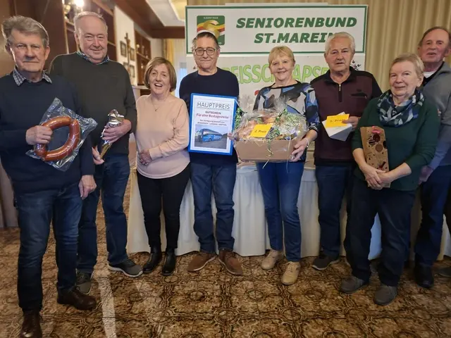 Die glücklichen Gewinner sind: 1. Preis Erwin Melcher, 2. Preis Mathilde Meier, 3. Preis Karl Sperl
 | Foto: Privat