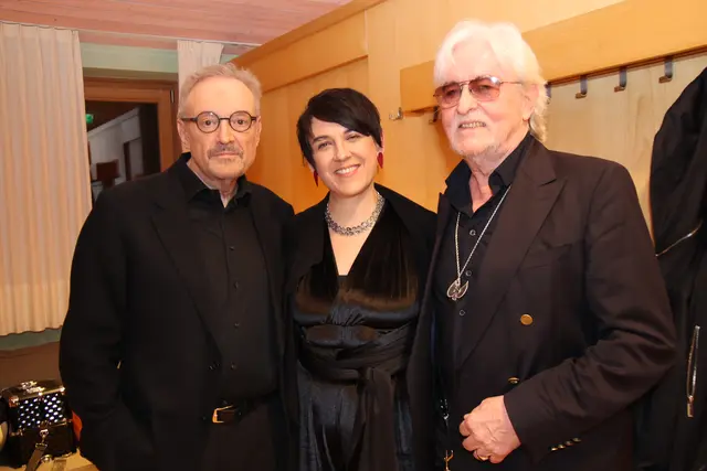 Kongeniales Trio: Josef Hader, Sabina Hank und Reinhold Bilgeri.