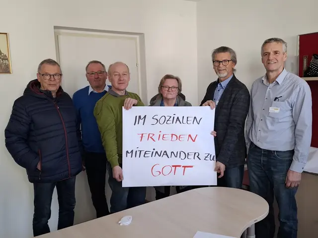 Visionsklausur Pfarre Neu Strudengau in Dimbach. Arbetisgruppe Plakat.  | Foto: Zinterhof