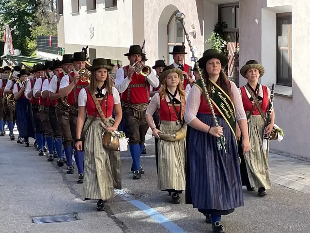 (Archivfoto) Diese Foto-Impression der Trachtenmusikkapelle Taxenbach entstand beim örtlichen Bauernherbstfest 2023. | Foto: Uschi Voithofer