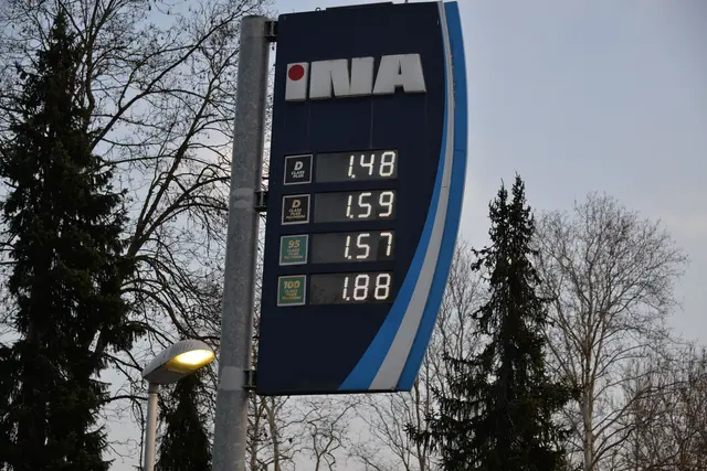 Ab Dienstag wird in Kroatien eine Preisobergrenze von 1,55 Euro pro Liter Diesel gelten, bei Benzin 1,50 Euro. Das waren noch die Preise am Montagabend. (Symbolfoto) | Foto: APA-Images / Eyevine / Ma Zhen Xinhua