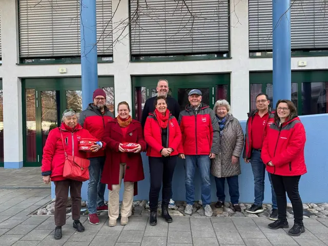 Auch die SPÖ Neudörfl startete eine Verteilaktion zum Weltfrauentag. | Foto: SPÖ Bezirk Mattersburg