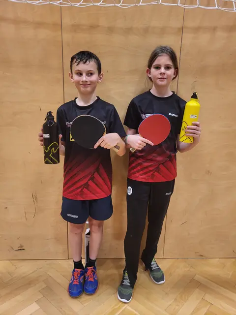 Patrick Chmielak und Elia Wasle (v.l.) zeigten beim 3. Tiroler Leistungsklassenturnier in Fulpmes starke Leistungen. | Foto: Piotr Chmielak