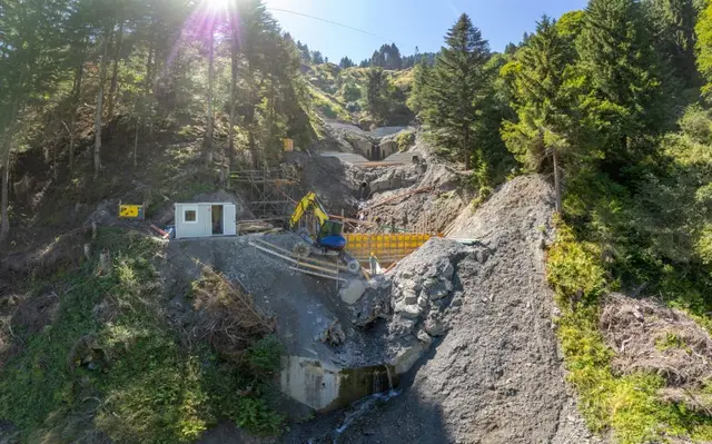 Bauarbeiten am Zörbach im August 2025  | Foto: Gemeinde Baldramsdorf
